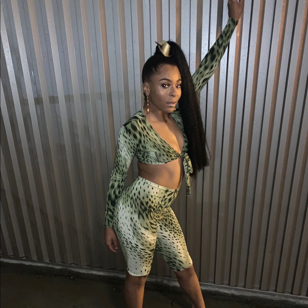 Green Leopard 2 Piece Set